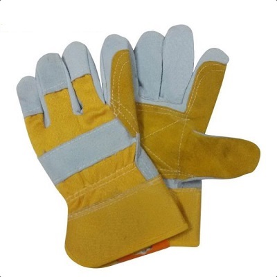 HAND GLUVES  YELLOW